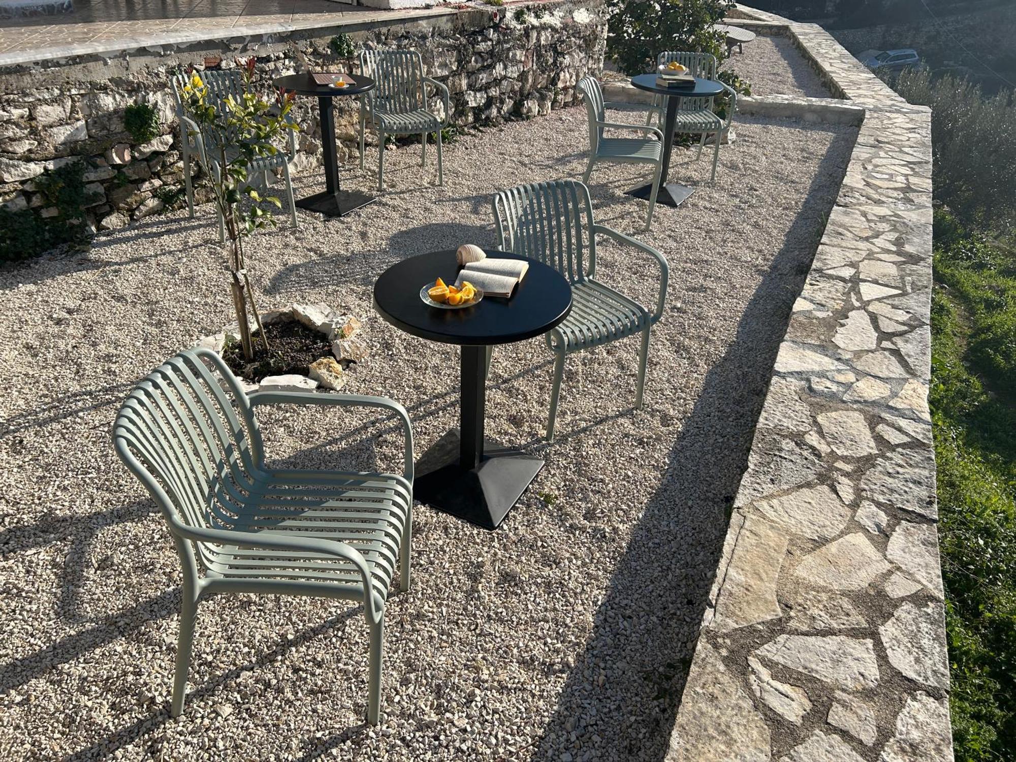 Hostel On The Hill - By Filikuri Beach هيماري المظهر الخارجي الصورة